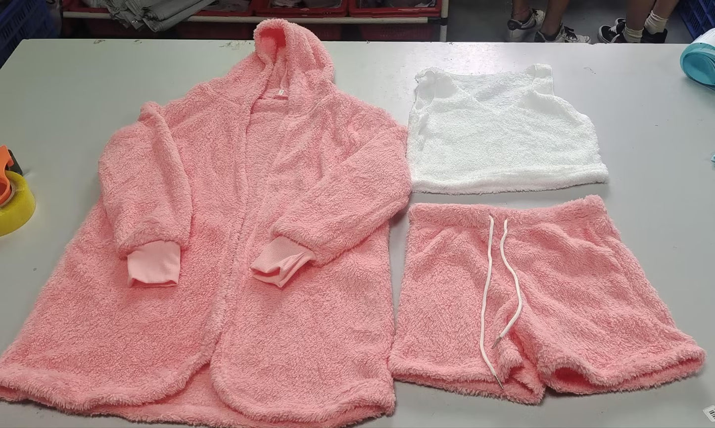 3-delige damespyjamaset met lange mouwen, tanktop en korte broek met trekkoord