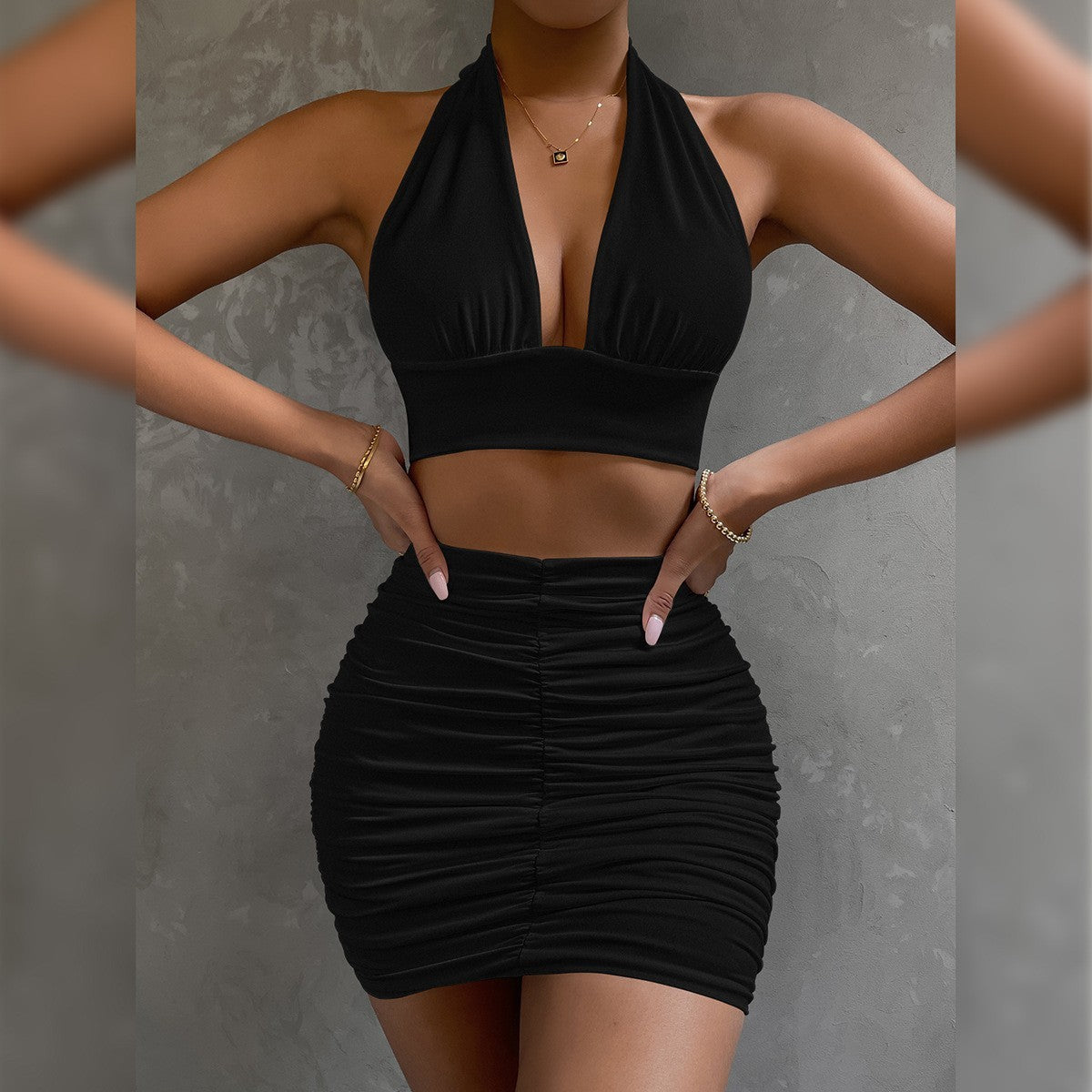 Halter Lace-up Hip Top And Pleated Hip-covering Skirt / 2pcs Dress Suits For Women